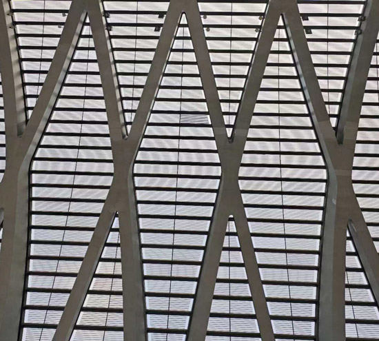 北京幕墻型材拉彎實(shí)現(xiàn)建筑設(shè)計(jì)多樣化的有效方法