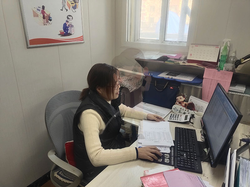 北京盛達(dá)偉業(yè)型材拉彎廠“三八”婦女節(jié)：致敬最美“她”身影