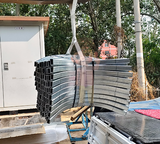 數(shù)控控制與自動(dòng)化操作：北京型材拉彎實(shí)現(xiàn)彎曲角度精準(zhǔn)、重復(fù)性高的標(biāo)準(zhǔn)化生產(chǎn)