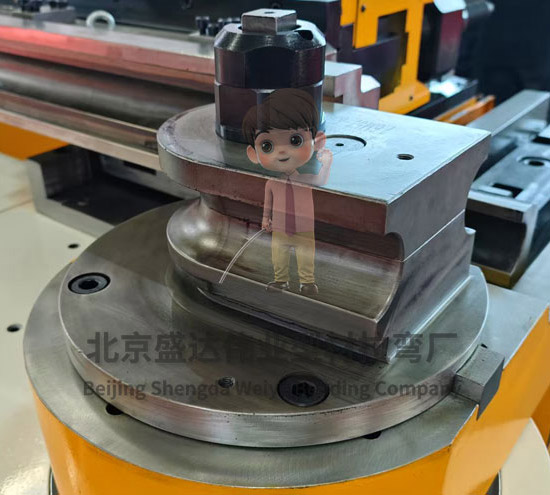 鋁型材彎曲加工中的常見問題及解決方案：提高生產(chǎn)穩(wěn)定性與降低成本的有效策略