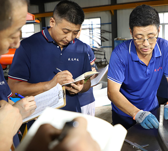 北京拉彎廠以誠信、細(xì)致、熱情的服務(wù)理念，真誠期待與廣大新老客戶結(jié)識(shí)、合作、共贏！