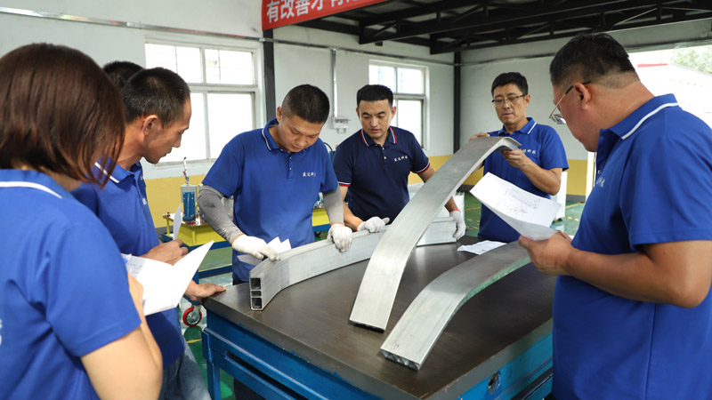 北京拉彎廠:盛達(dá)拉彎踐行工業(yè)材拉彎新質(zhì)生產(chǎn)力的多維度探索 北京拉彎廠:盛達(dá)拉彎踐行工業(yè)材拉彎新質(zhì)生產(chǎn)力的多維度探索