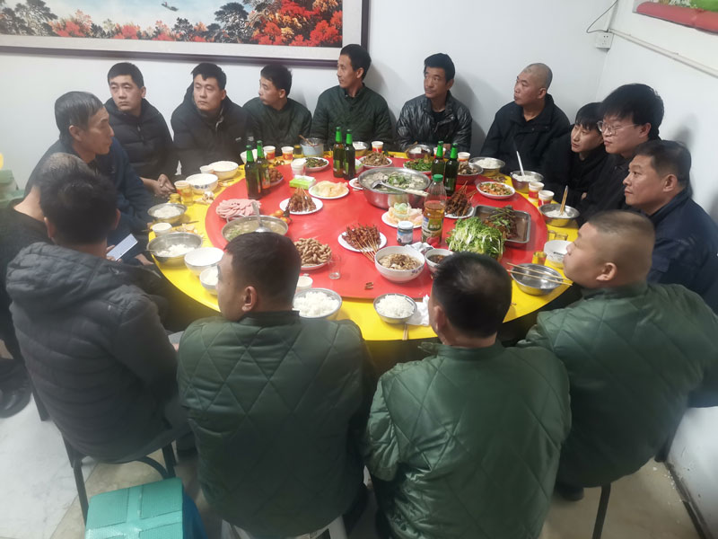 盛達北京拉彎加工廠感恩在嚴寒中堅守崗位的勞動者們 盛達北京拉彎加工廠感恩在嚴寒中堅守崗位的勞動者們