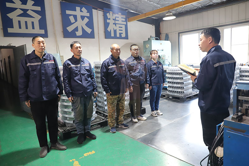 數(shù)字拉彎鏈接創(chuàng)新:盛達(dá)拉彎互聯(lián)網(wǎng)及新媒體宣傳研討會(huì) 數(shù)字拉彎鏈接創(chuàng)新:盛達(dá)拉彎互聯(lián)網(wǎng)及新媒體宣傳研討會(huì)