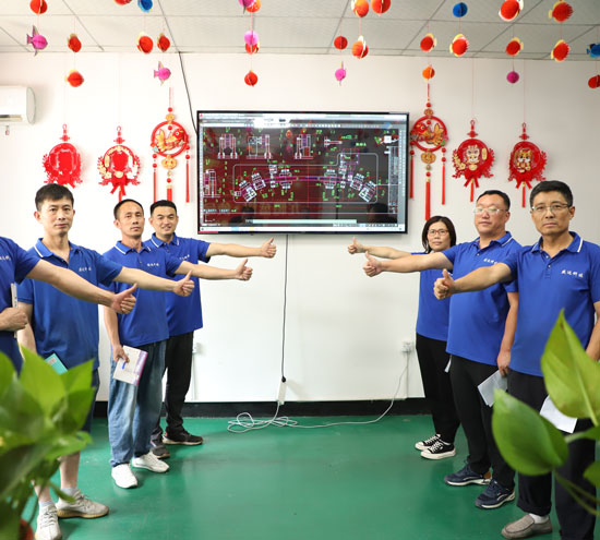 北京型材拉彎網(wǎng)祝全球華人客戶朋友們春節(jié)快樂！